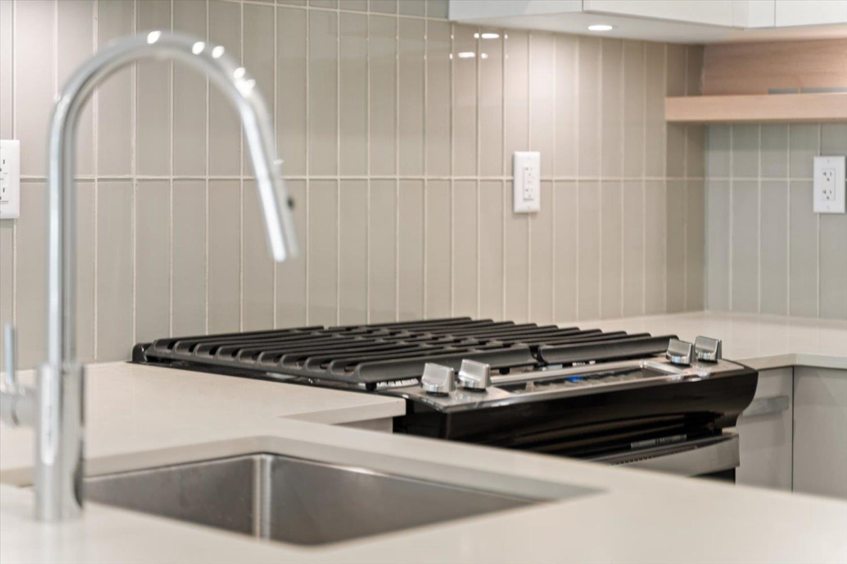 Guest Bathroom Photo of 117 13777 75a Avenue, Surrey, BC