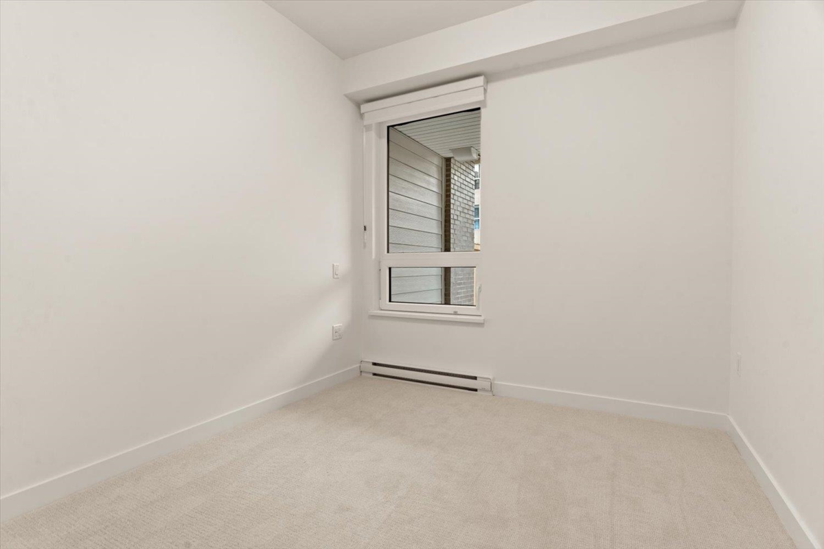 Hallway Photo of 117 13777 75a Avenue, Surrey, BC