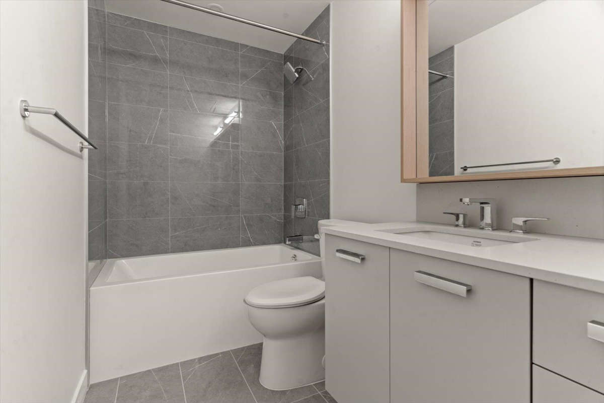 Mudroom Photo of 117 13777 75a Avenue, Surrey, BC