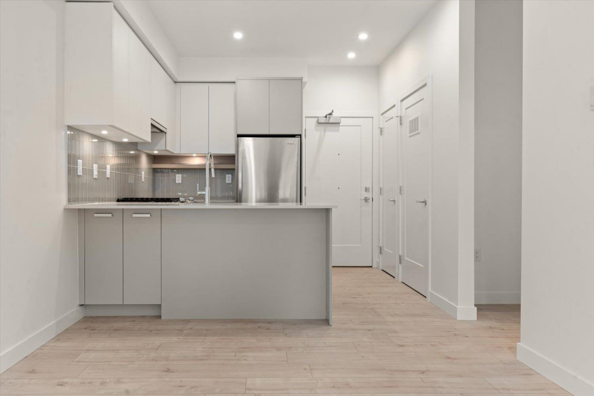 Walk-In Closet Photo of 117 13777 75a Avenue, Surrey, BC