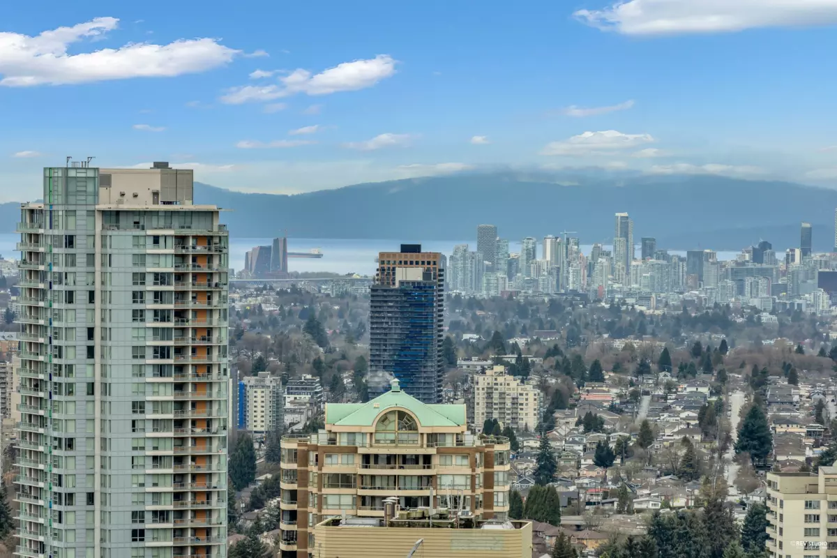 Mudroom Photo of 3303 6000 Mckay Avenue, Burnaby, BC
