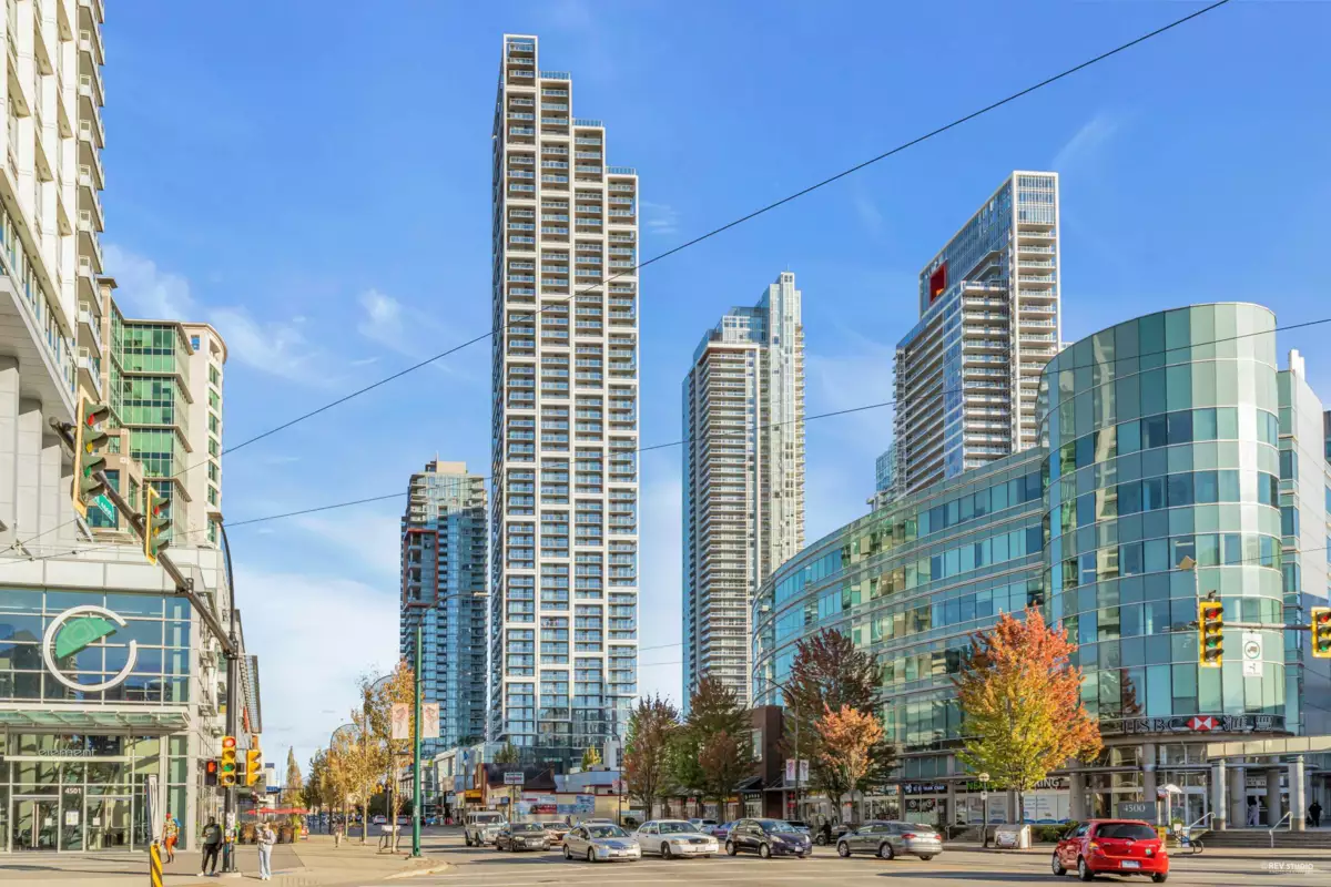 Outdoor Deck Photo of 3303 6000 Mckay Avenue, Burnaby, BC