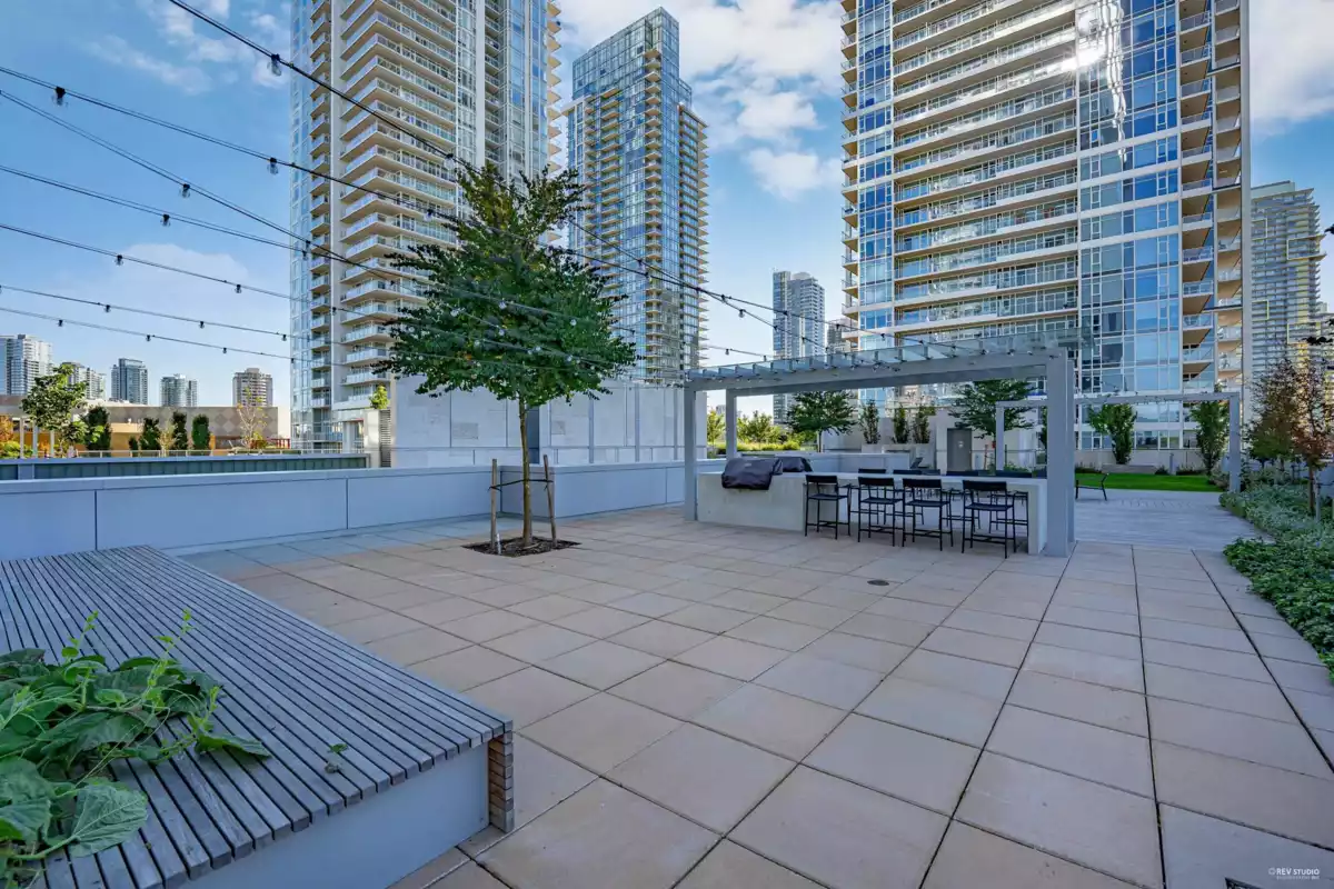 Outdoor Kitchen Photo of 3303 6000 Mckay Avenue, Burnaby, BC