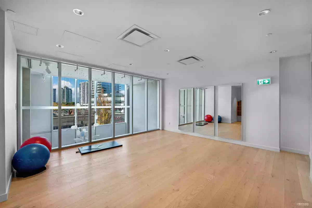 Street View Photo of 3303 6000 Mckay Avenue, Burnaby, BC