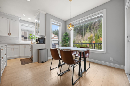 Guest Bathroom Photo of 3376 Plateau Boulevard, Coquitlam, BC