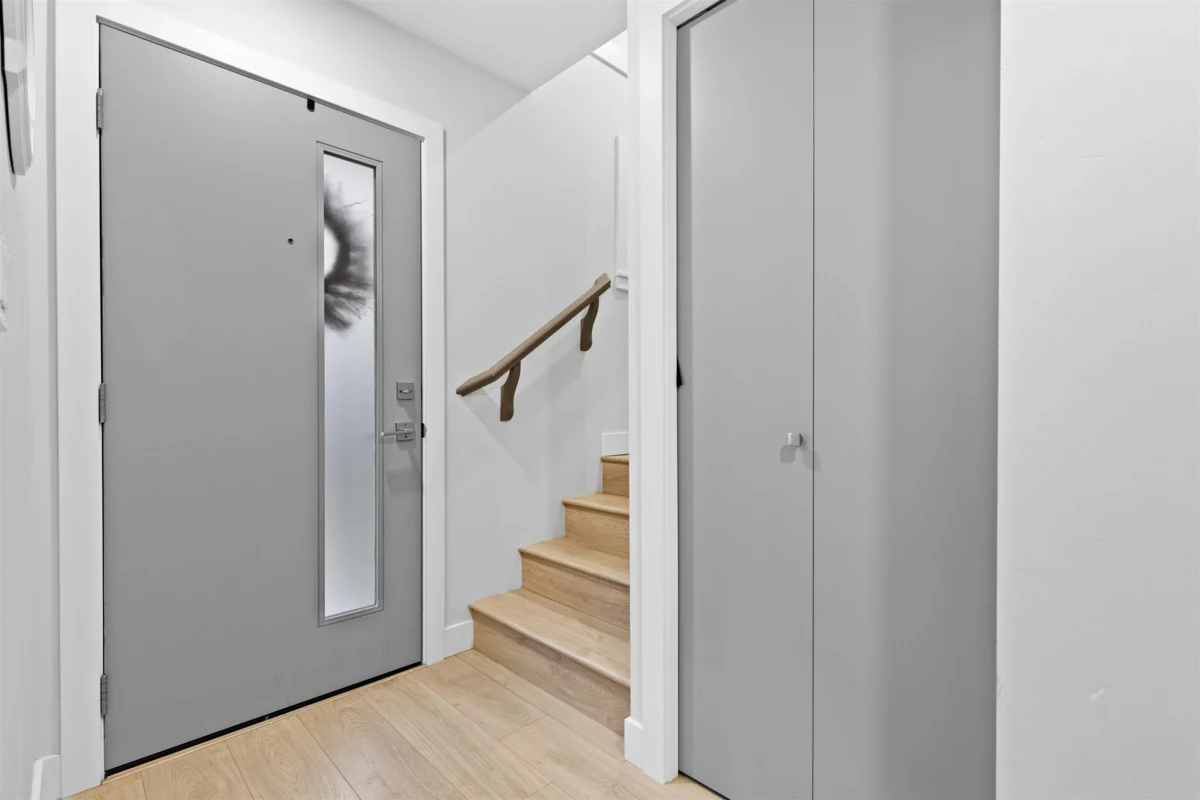 Outdoor Patio Photo of 211 46150 Thomas Road, Chilliwack, BC