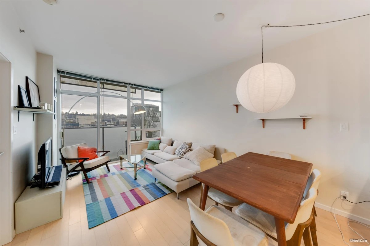 Dining Area Photo of 513 63 W 2nd Avenue, Vancouver, BC