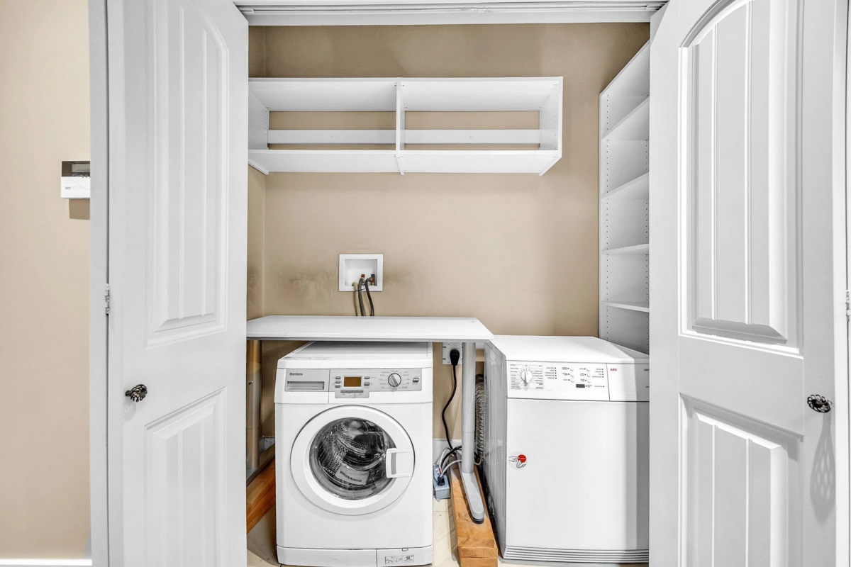 Hallway Photo of 3593 Mackenzie Street, Vancouver, BC