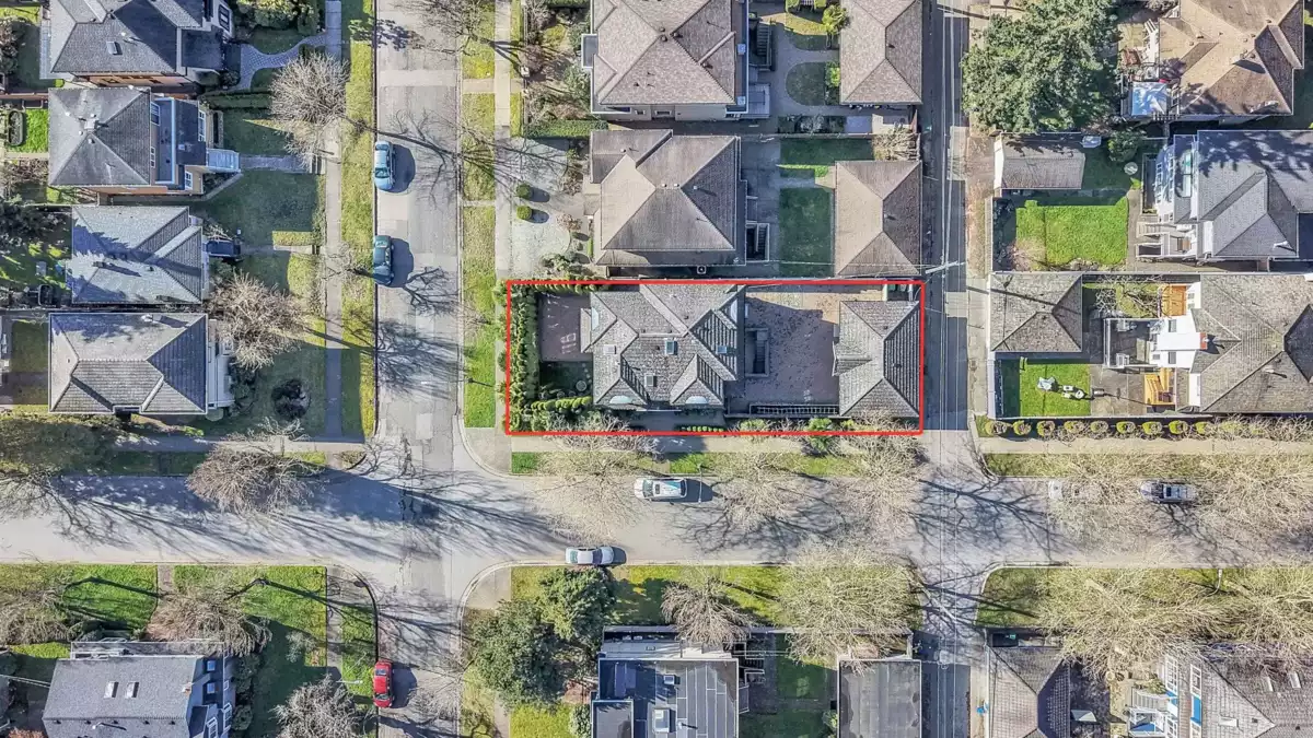 Hot Tub / Spa Photo of 3593 Mackenzie Street, Vancouver, BC