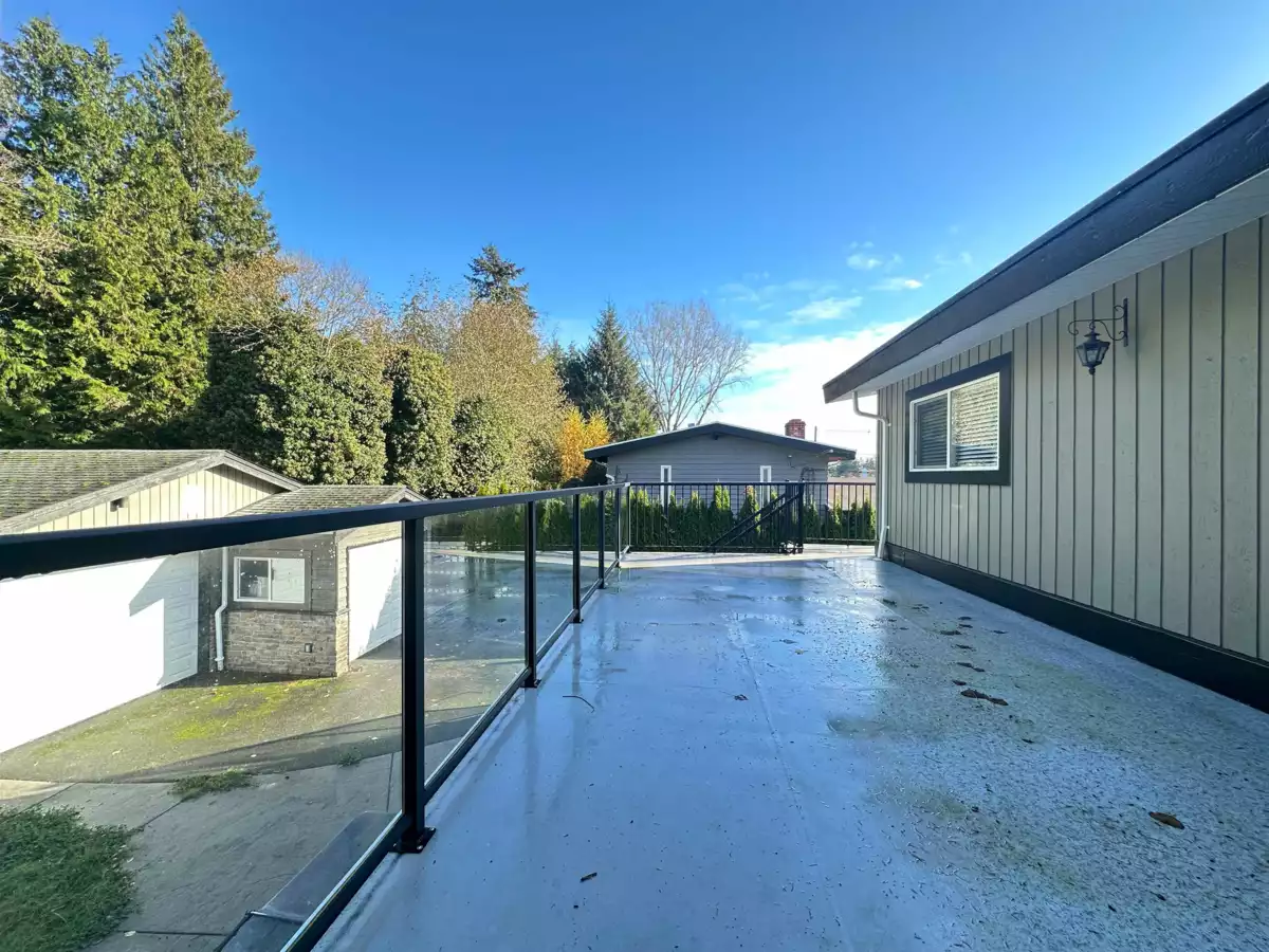 Basement Recreation Room Photo of 5165 7b Avenue, Delta, BC