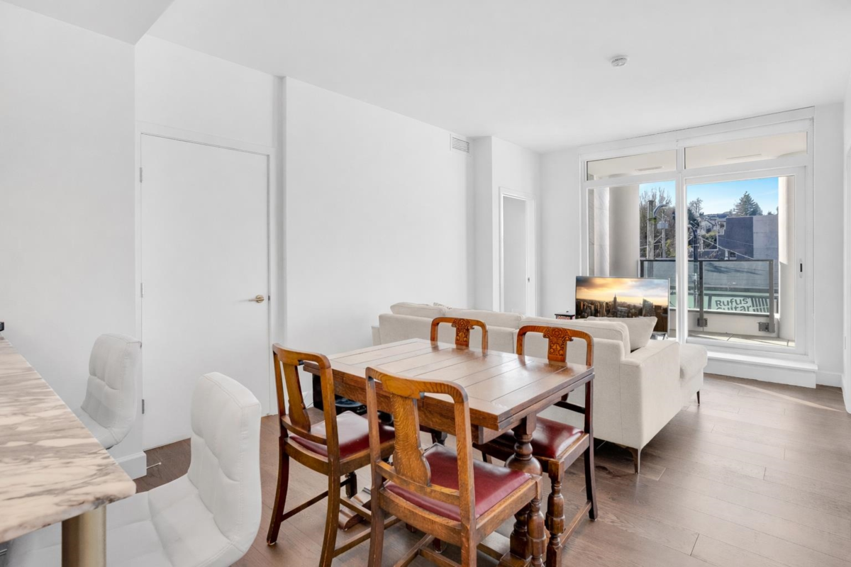 Bedroom 3 Photo of 307 3668 W 10th Avenue, Vancouver, BC