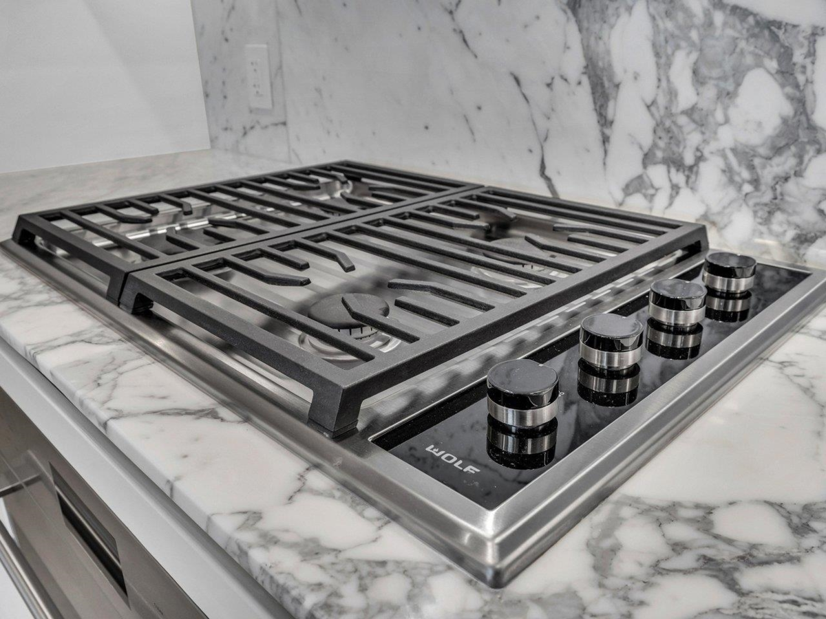 Kitchen Photo of 307 3668 W 10th Avenue, Vancouver, BC