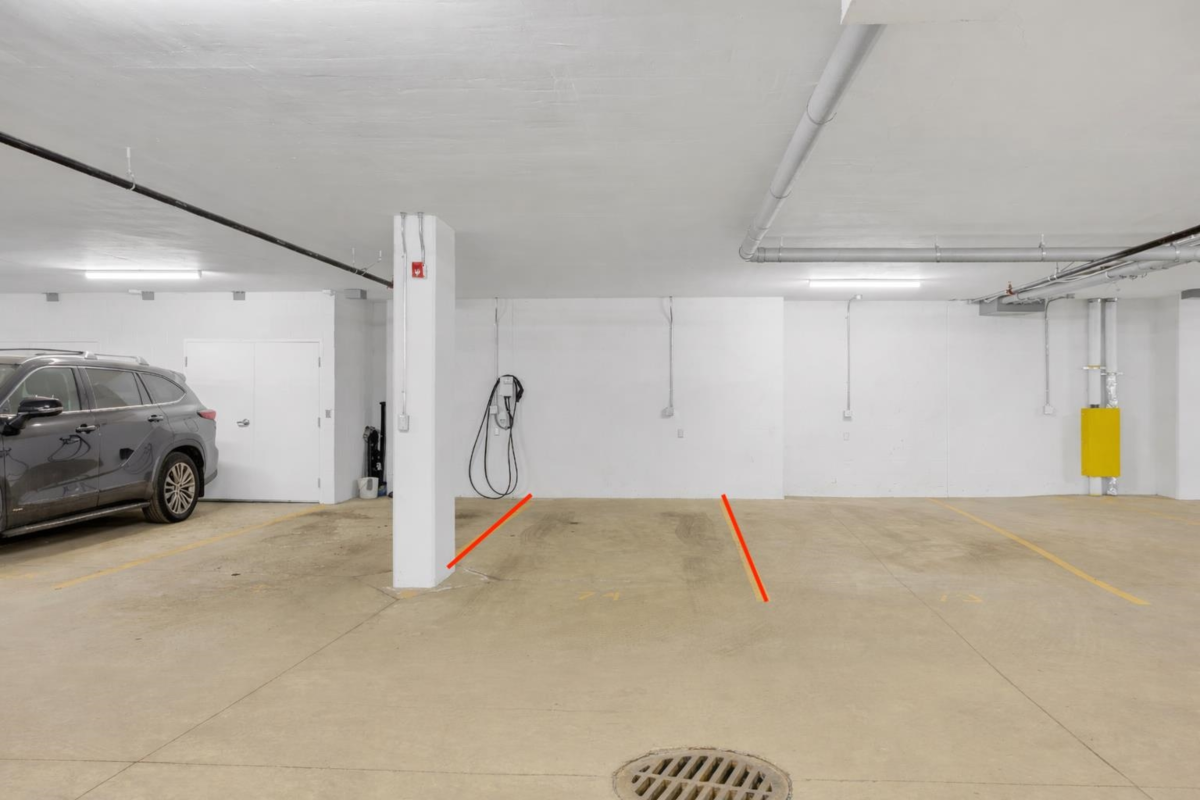 Mudroom Photo of 307 3668 W 10th Avenue, Vancouver, BC