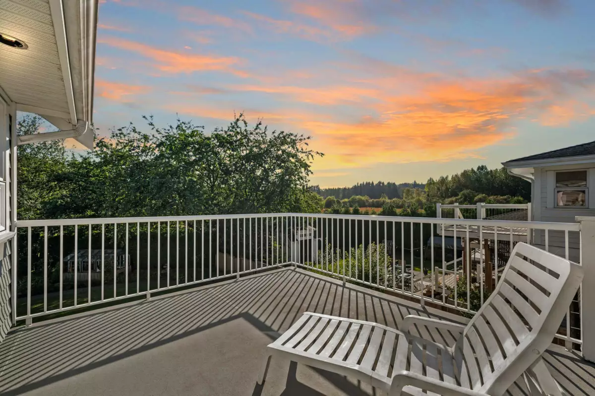 Hot Tub / Spa Photo of 22784 88 Avenue, Langley, BC