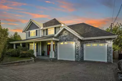 22784 88 Avenue, Langley, BC, Fort Langley — 4 bed single family residence for sale