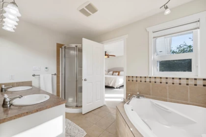 Guest Bathroom Photo of 22784 88 Avenue, Langley, BC