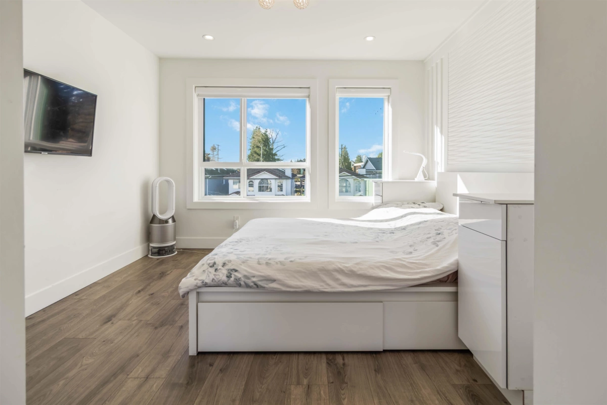 Office / Den Photo of 102 7088 Sperling Avenue, Burnaby, BC