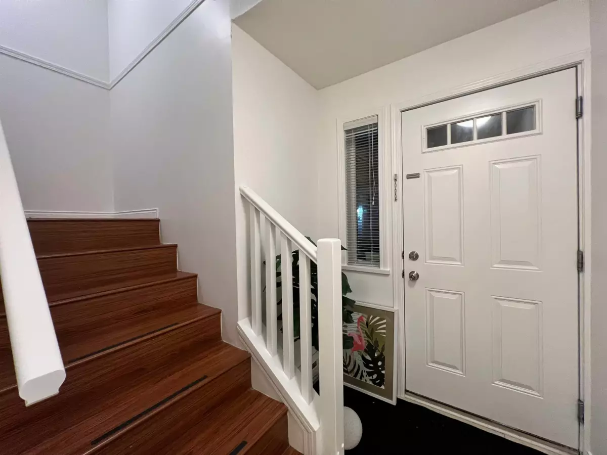 Bedroom 2 Photo of 3 5525 Halley Avenue, Burnaby, BC