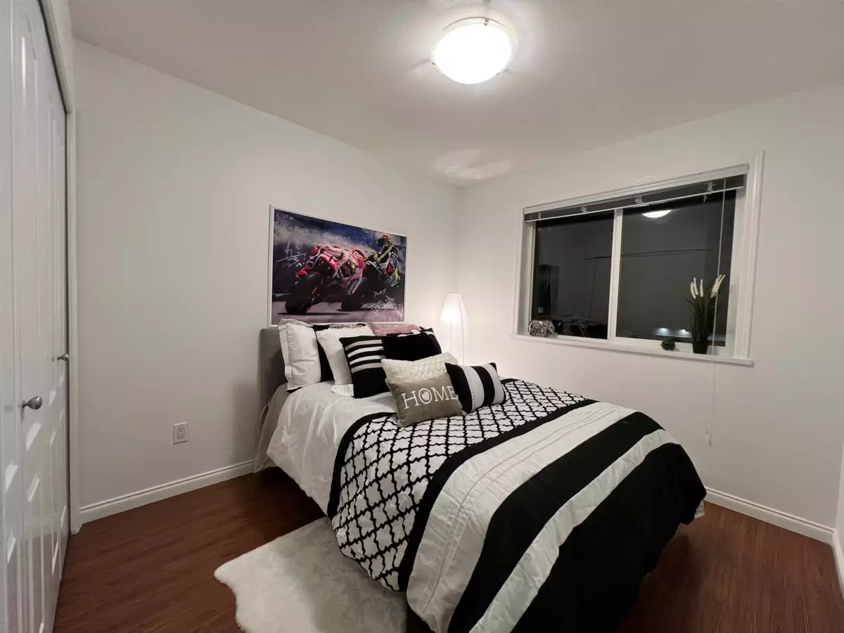 Primary Bedroom Photo of 3 5525 Halley Avenue, Burnaby, BC