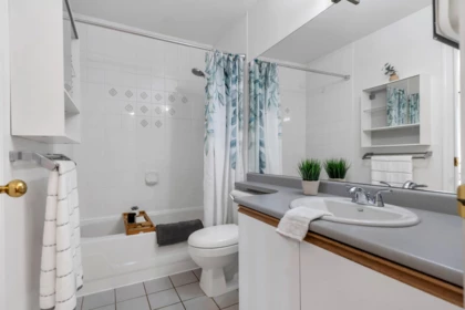 Guest Bathroom Photo of 406 2133 Dundas Street, Vancouver, BC