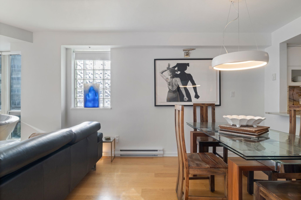 Breakfast Nook Photo of 303 1501 Howe Street, Vancouver, BC