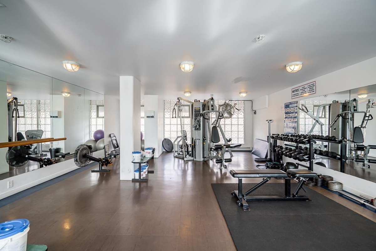 Garden / Landscaping Photo of 303 1501 Howe Street, Vancouver, BC