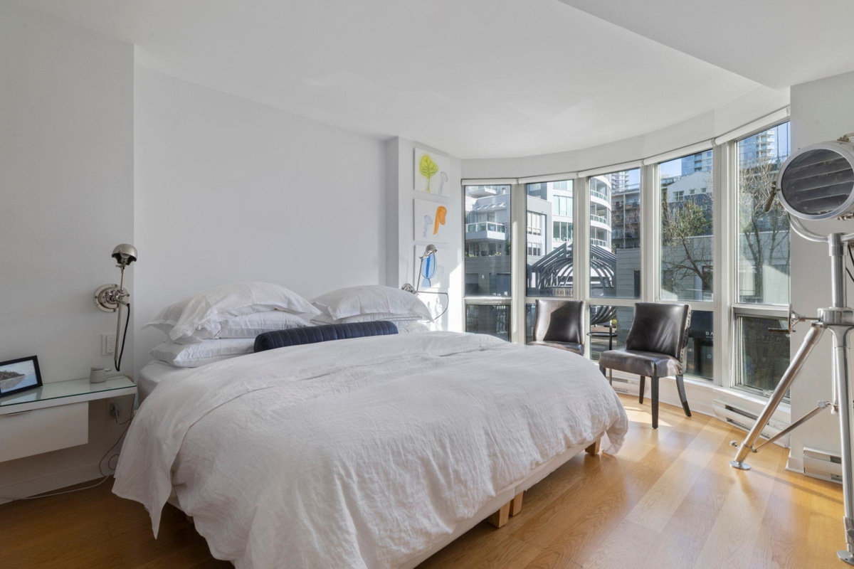 Guest Bathroom Photo of 303 1501 Howe Street, Vancouver, BC