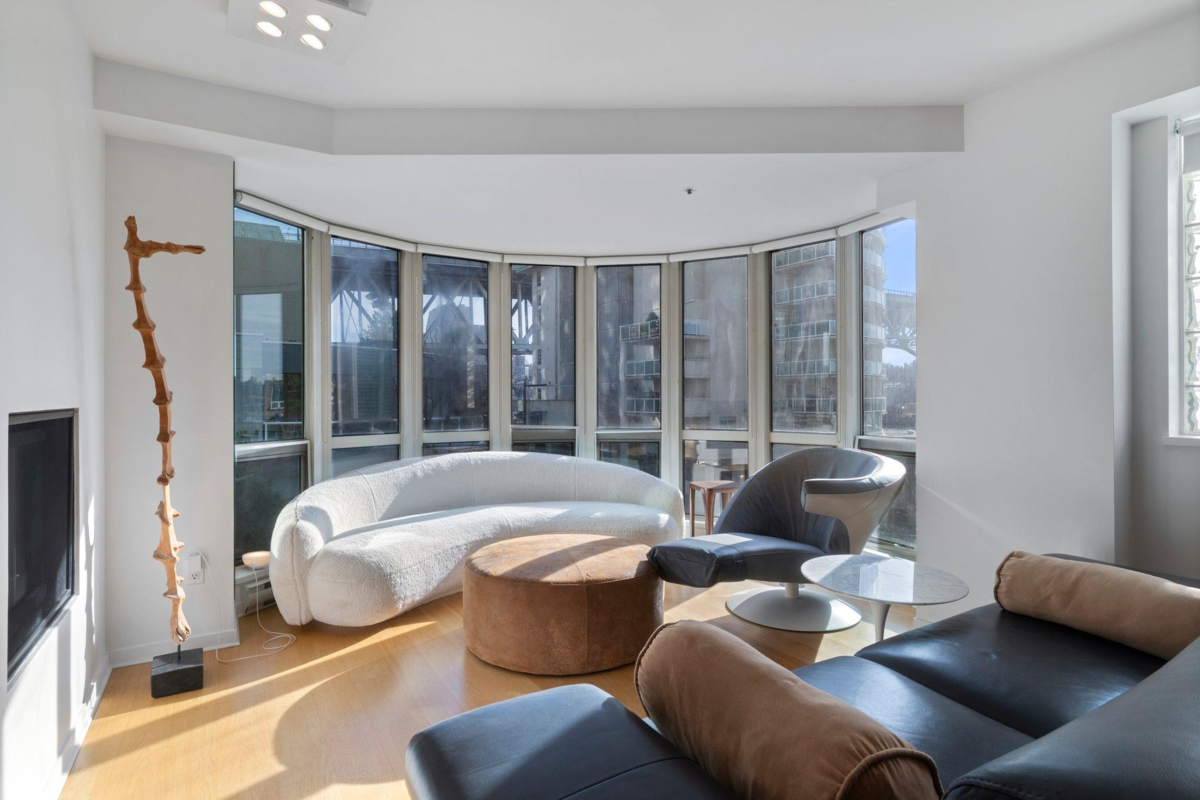 Living Room Photo of 303 1501 Howe Street, Vancouver, BC
