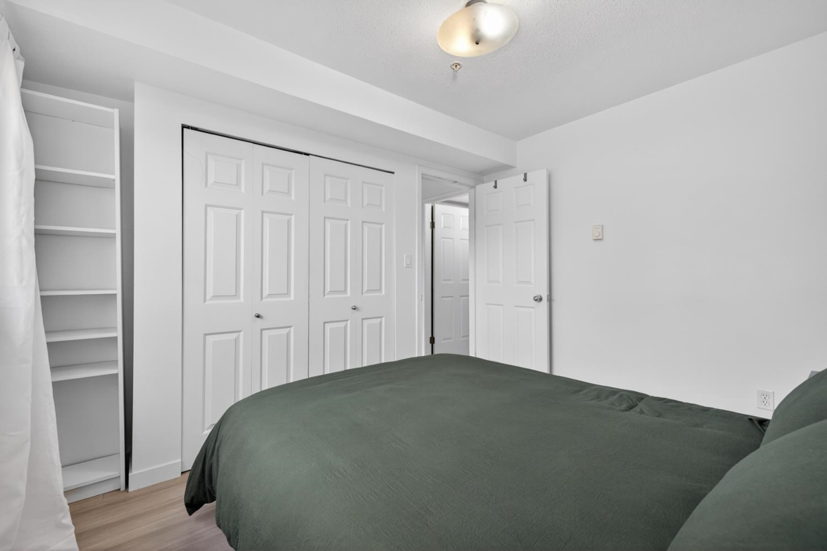 Basement Recreation Room Photo of 310 1099 E Broadway, Vancouver, BC