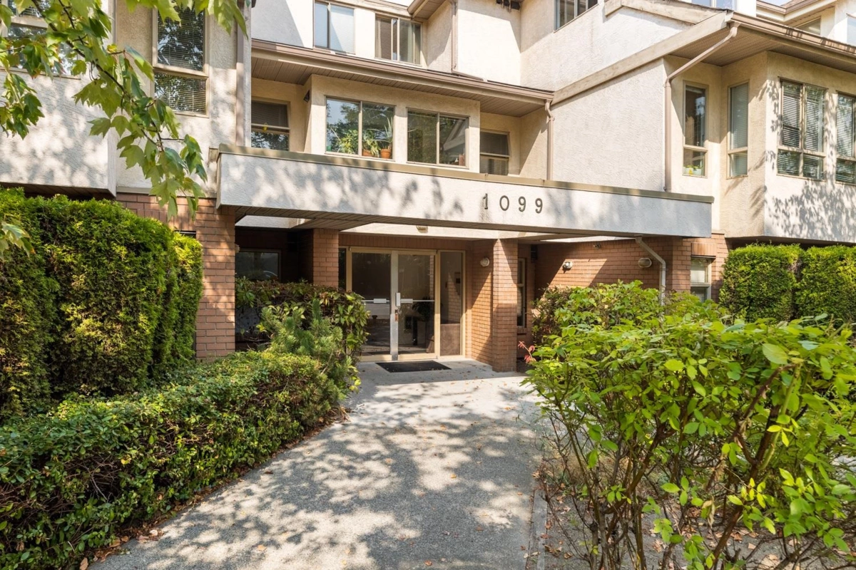 Mudroom Photo of 310 1099 E Broadway, Vancouver, BC
