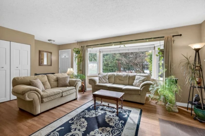 Family Room Photo of 21149 Glenwood Avenue, Maple Ridge, BC