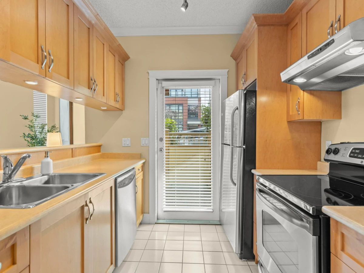 Loft / Bonus Room Photo of 103 1100 W 7th Avenue, Vancouver, BC