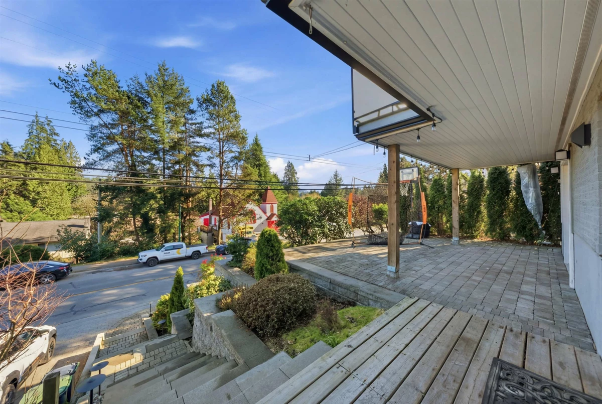 Aerial View of 1911 Deep Cove Road, North Vancouver, BC
