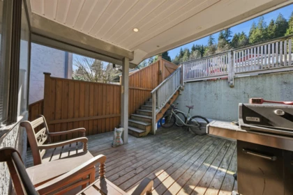 Entry Foyer Photo of 1911 Deep Cove Road, North Vancouver, BC