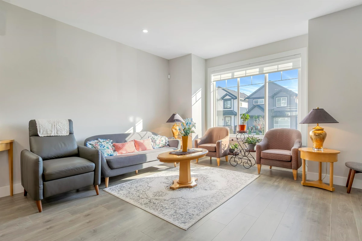 Family Room Photo of 7 7410 194 Street, Surrey, BC