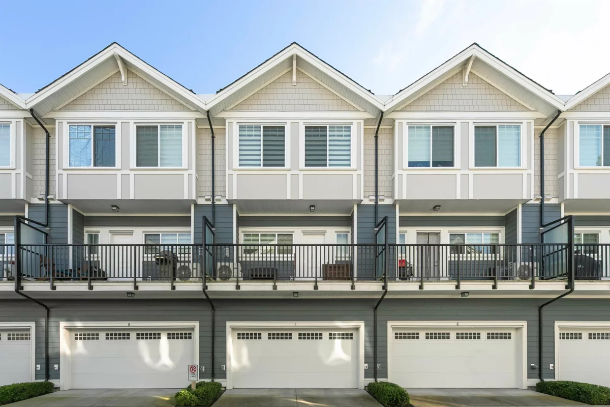 Loft / Bonus Room Photo of 7 7410 194 Street, Surrey, BC