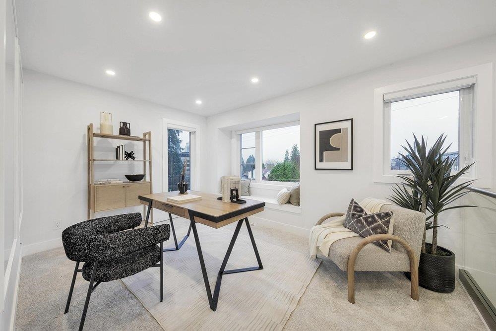 Laundry Room Photo of 101 706 Smith Avenue, Coquitlam, BC