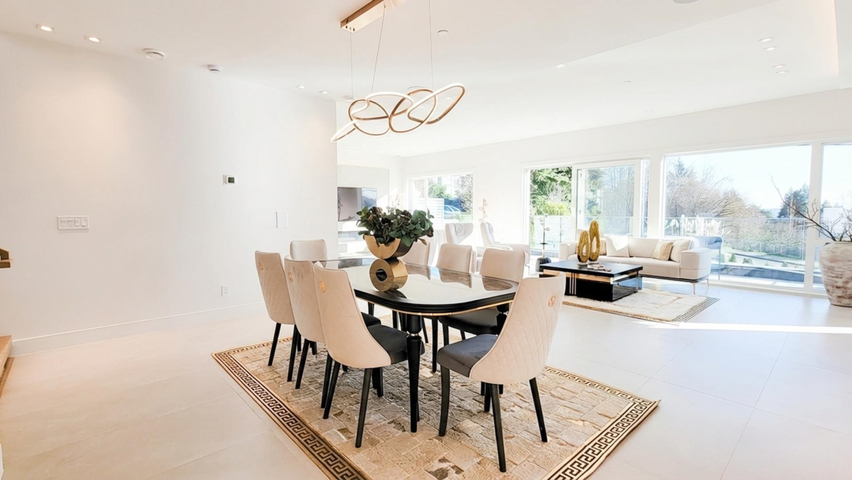 Primary Bedroom Photo of 2141 Jefferson Avenue, West Vancouver, BC