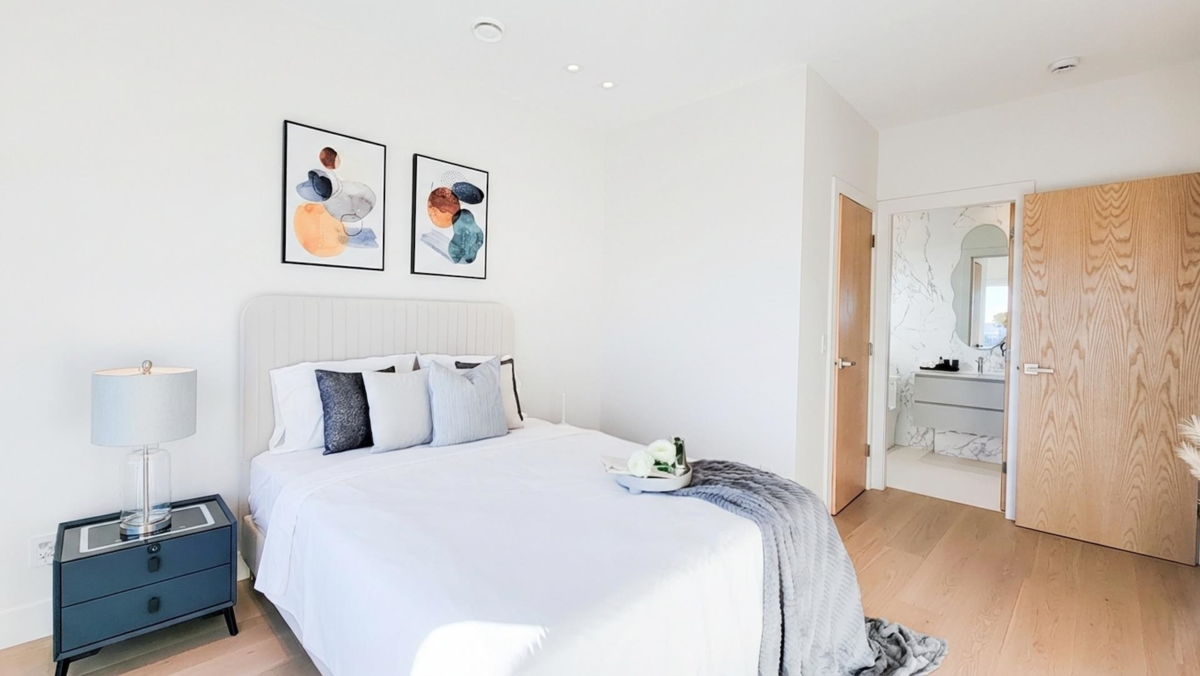 Staircase Photo of 2141 Jefferson Avenue, West Vancouver, BC