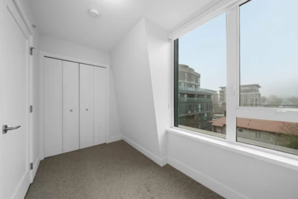 Hallway Photo of 7615 Yukon Street, Vancouver, BC