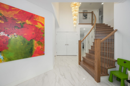 Powder Room Photo of 2757 Chelsea Court, West Vancouver, BC