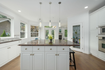 Primary Bedroom Photo of 2757 Chelsea Court, West Vancouver, BC