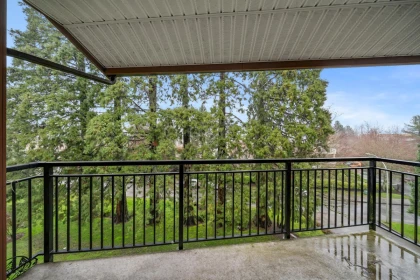 Hallway Photo of 405 16068 83 Avenue Avenue, Surrey, BC