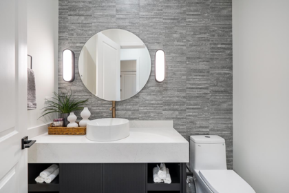 Powder Room Photo of 6187 164a Street, Surrey, BC