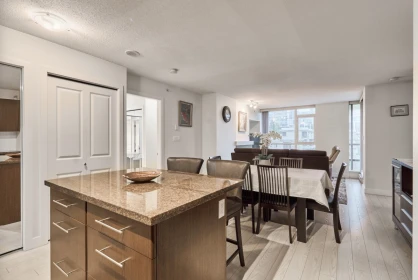 401 2138 Madison Avenue, Burnaby, BC, Burnaby — Apartment/Condo for sale