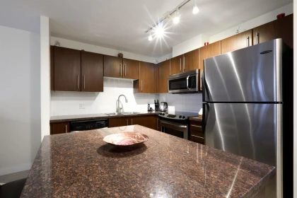 401 2138 Madison Avenue, Burnaby, BC, Burnaby — Apartment/Condo for sale