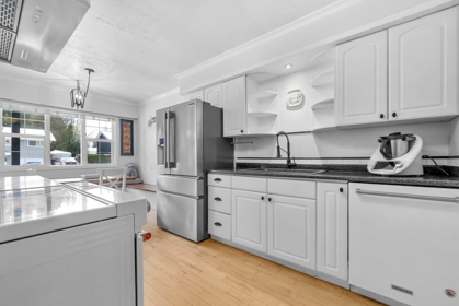 Kitchen Photo of 26953 28a Avenue, Langley, BC