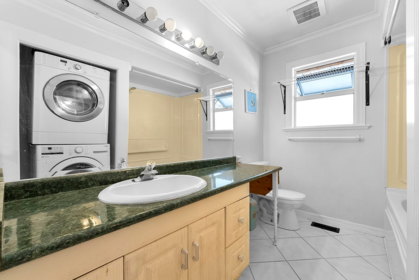 Primary Bathroom Photo of 26953 28a Avenue, Langley, BC