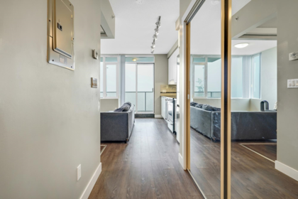 Breakfast Nook Photo of 708 9025 Highland Court, Burnaby, BC
