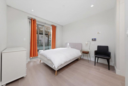 Bedroom 3 Photo of 204 2388 Marine Drive, West Vancouver, BC
